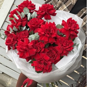 Букет из красных роз "Влюблен навеки"